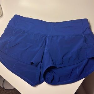 lululemon speed up lined 2.5 lined short size 4